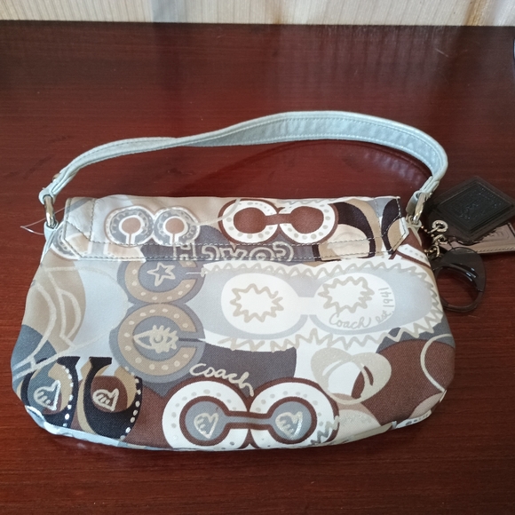 Coach Poppy Khaki Silver Shoulder Bag Nwot - Picture 3 of 5